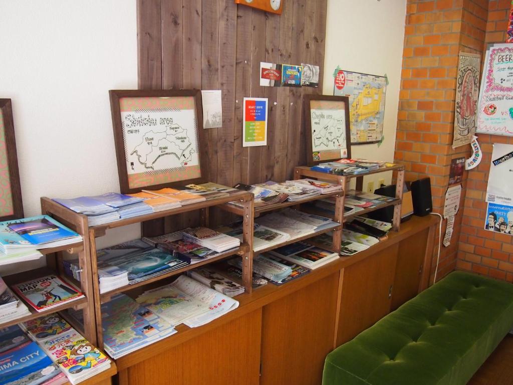 J-Hoppers Hiroshima Guesthouse Luaran gambar
