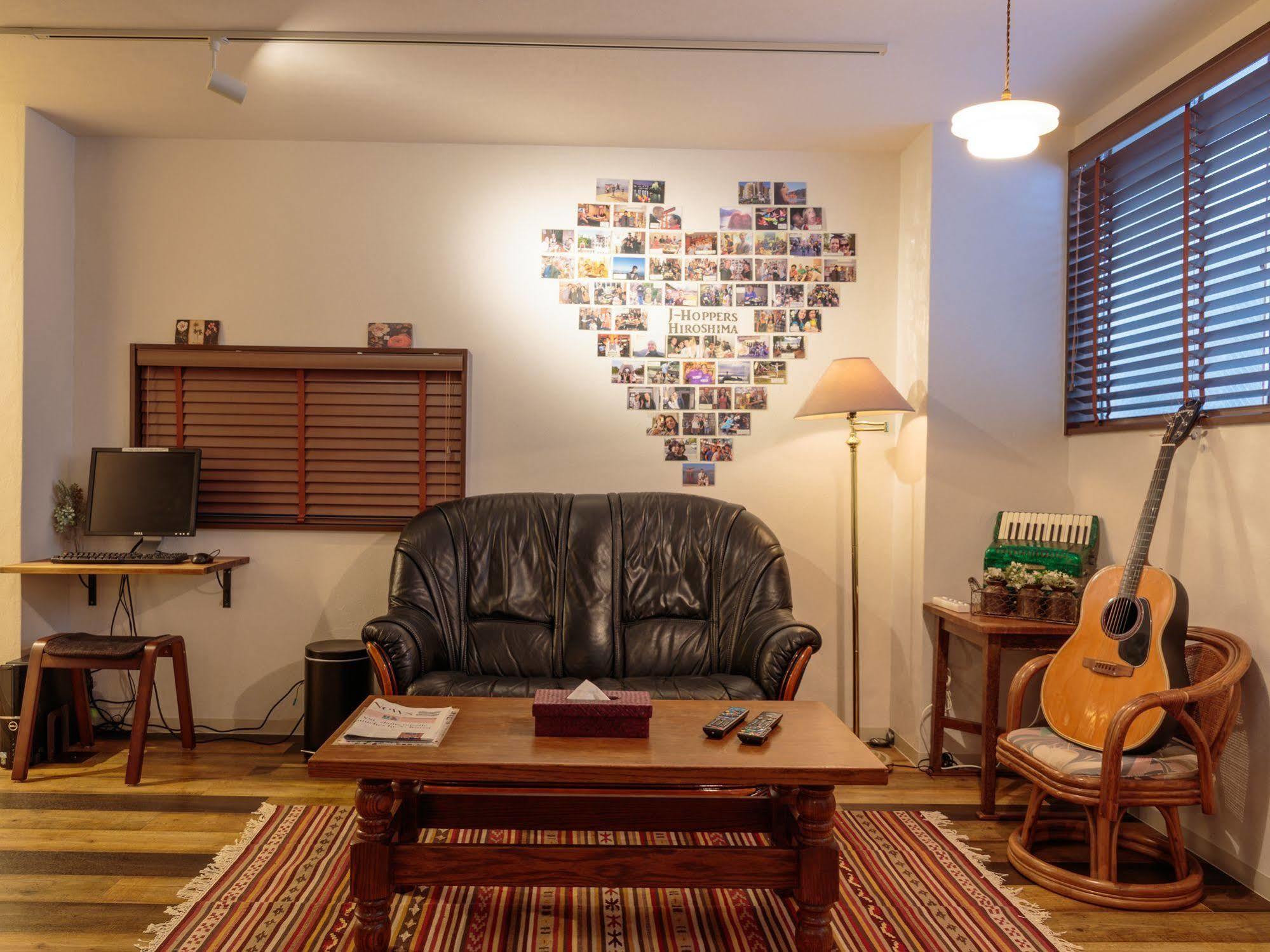 J-Hoppers Hiroshima Guesthouse Luaran gambar